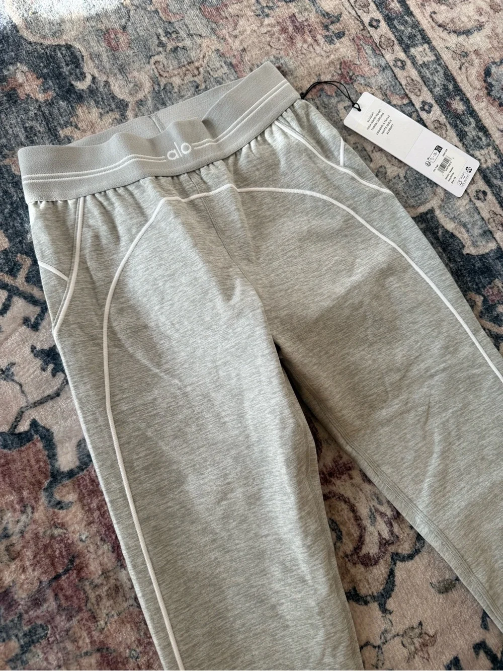 NWT ALO Alosoft High-Waist Heart Throb Legging